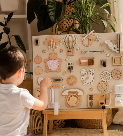 Montessori Marvel busy board (50×60 cm)