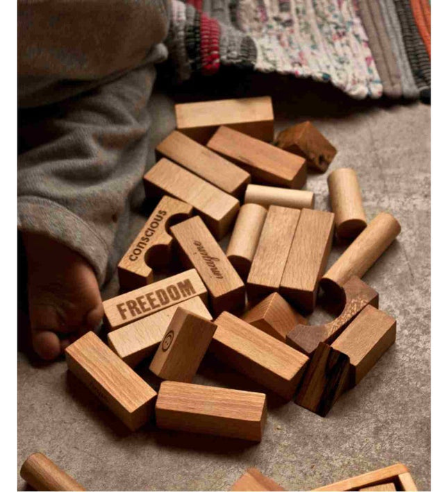 Wooden Blocks in a Bag – Natural, 100 Pieces